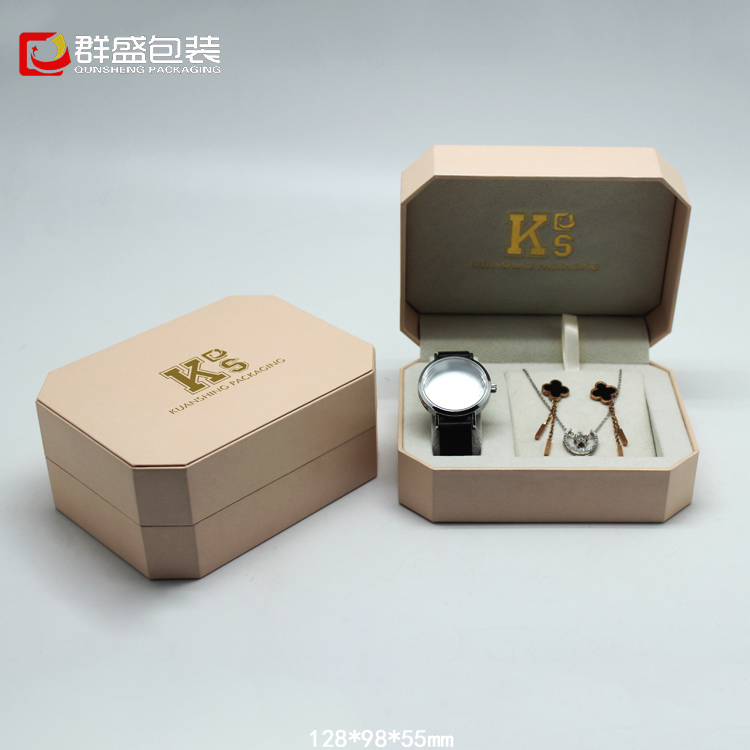 包裝盒廠家定制首飾盒是為什么會(huì)有這么多的“心機(jī)” 群盛手表首飾盒